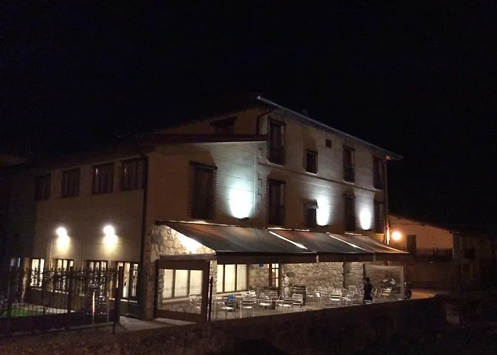 乡村洛杉矶鲁特罗斯酒店 * Maestu