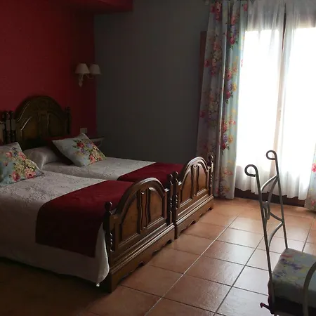 Rural Roturos Hotel Maestu